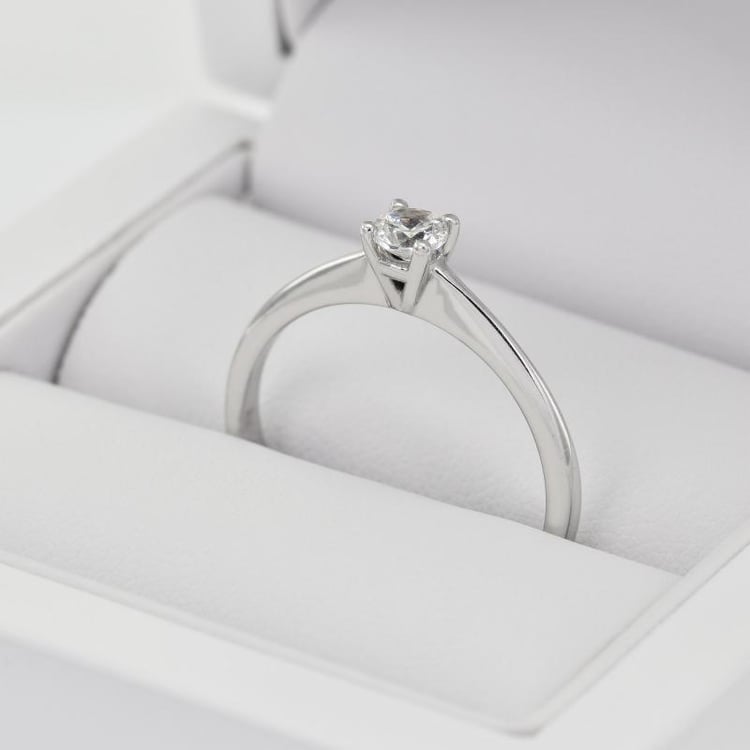 Diamantový prsteň 28928