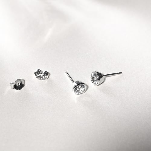 Napichovacie náušnice s lab-grown diamantmi Emmy