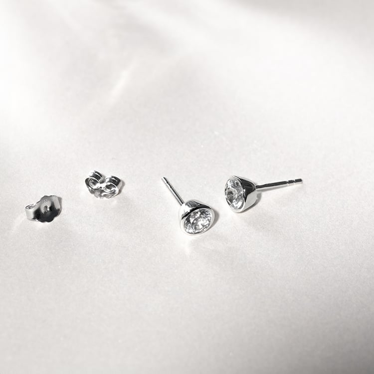 Napichovacie náušnice s lab-grown diamantmi Emmy 131326