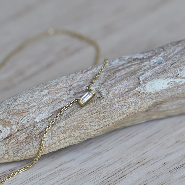 Zafírový náhrdelník 37683