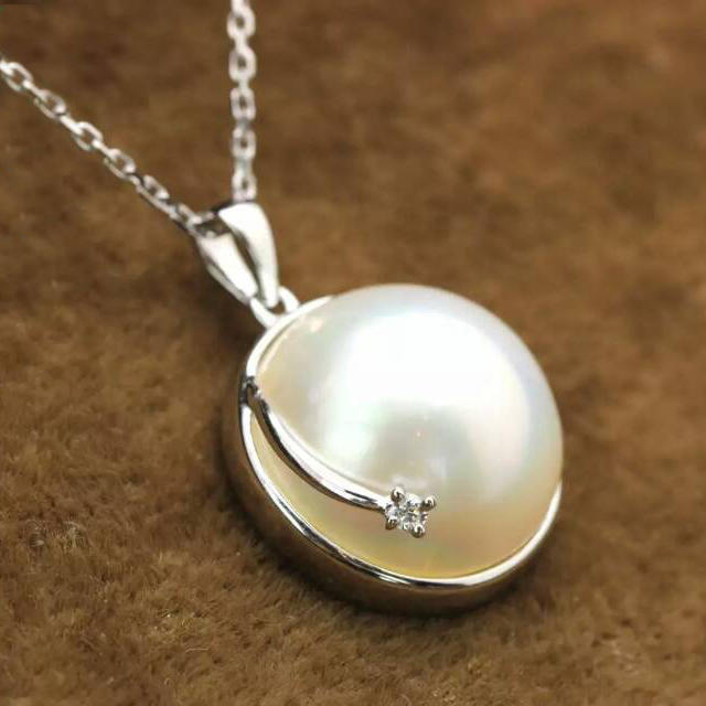 Perlový náhrdelník 12892