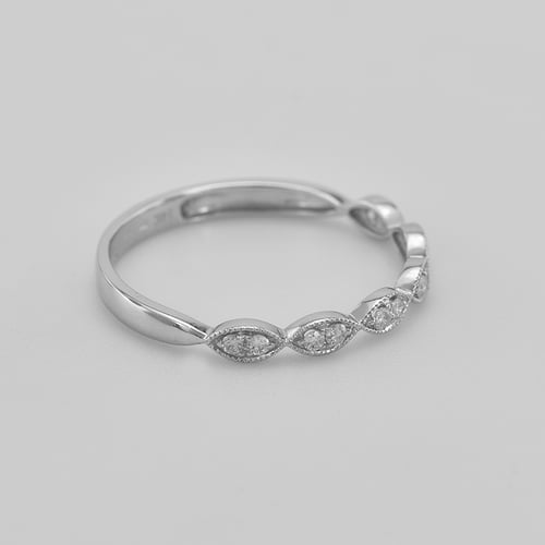 Nežný eternity prsteň s lab-grown diamantmi Jelani