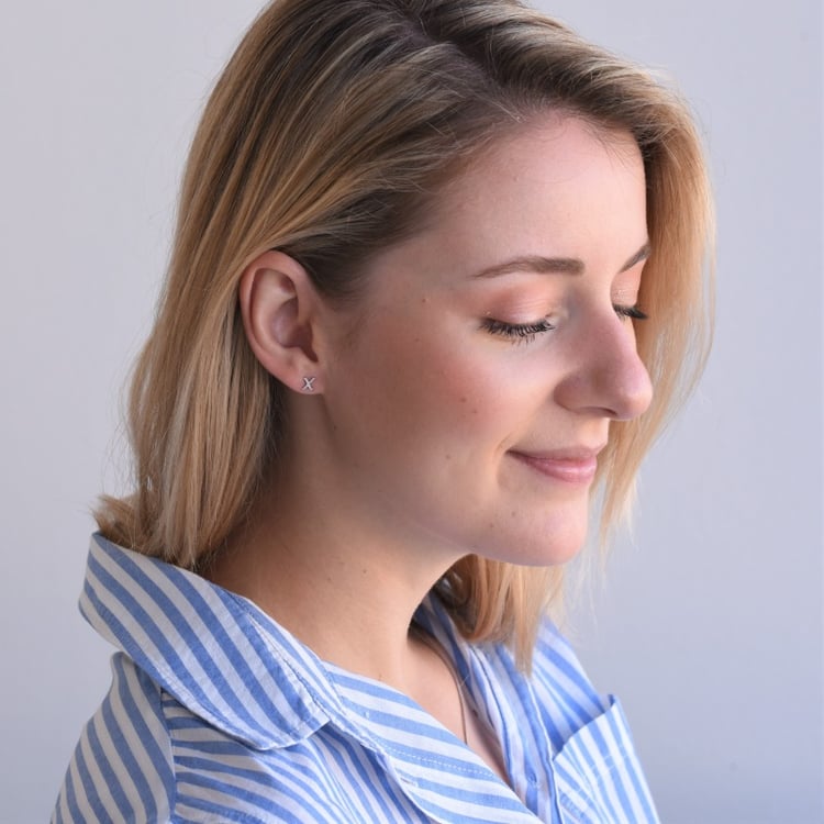 Náušnice v tvare X 67572