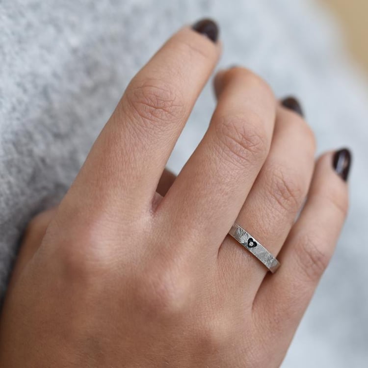 Dámsky snubný prsteň 49403