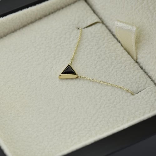 Zlatý set šperkov s čiernymi triangle diamantmi Ofrea