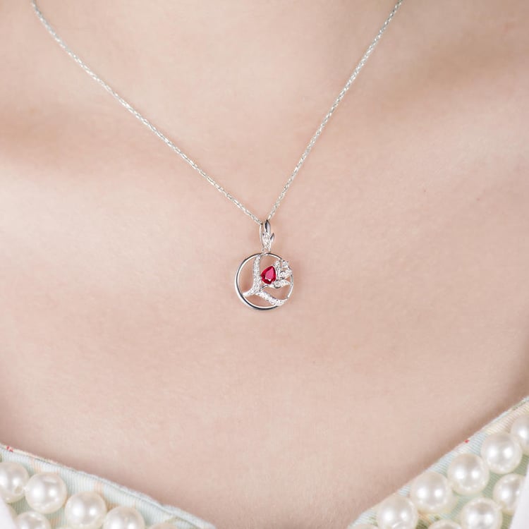 Rubínový kvietok s diamantmi 18444