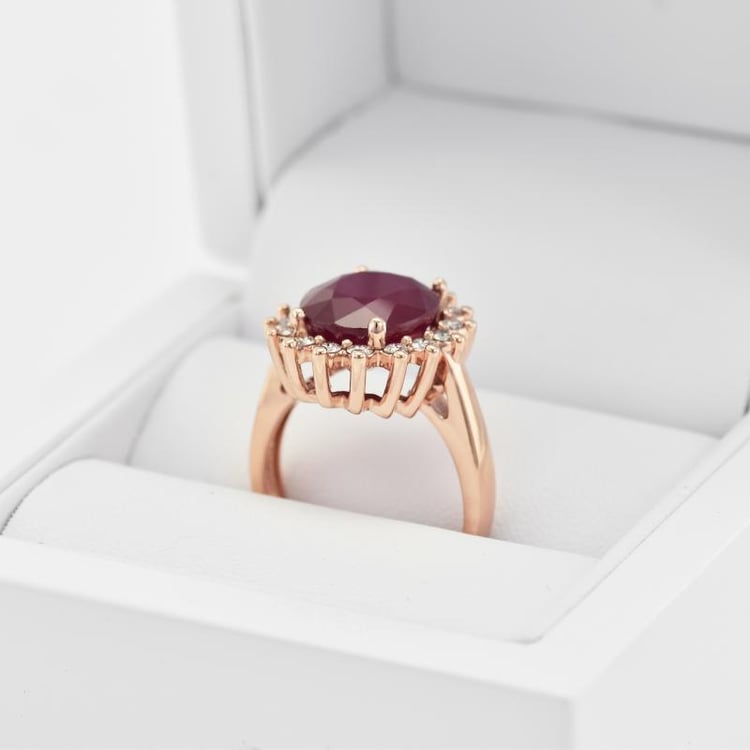 Zlatý rubínový prsteň 19591