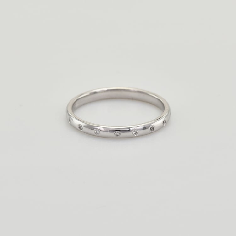 Zlatý prsteň s jemnými diamantmi Beppe 95576