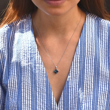 Zlatý prívesok s princess topásom Dalita