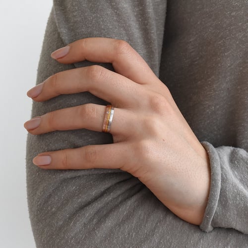 Minimalistické svadobné obrúčky s diamantom Wate