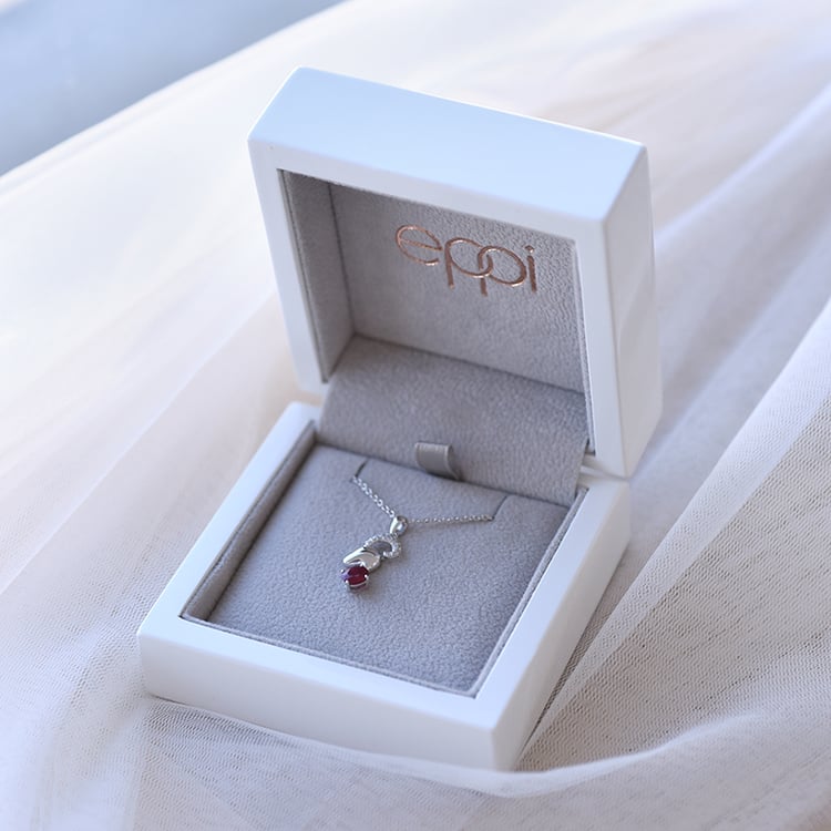 Náhrdelník s rubínom a diamantmi 60481