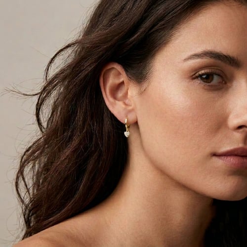 Strieborné náušnice v tvare srdca s 0.25ct lab-grown diamantom Lola