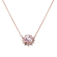 Zlatý náhrdelník s morganitom Traci