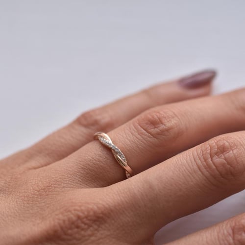 Dámsky eternity prsteň s diamantmi a pánsky komfortný prsteň Malea