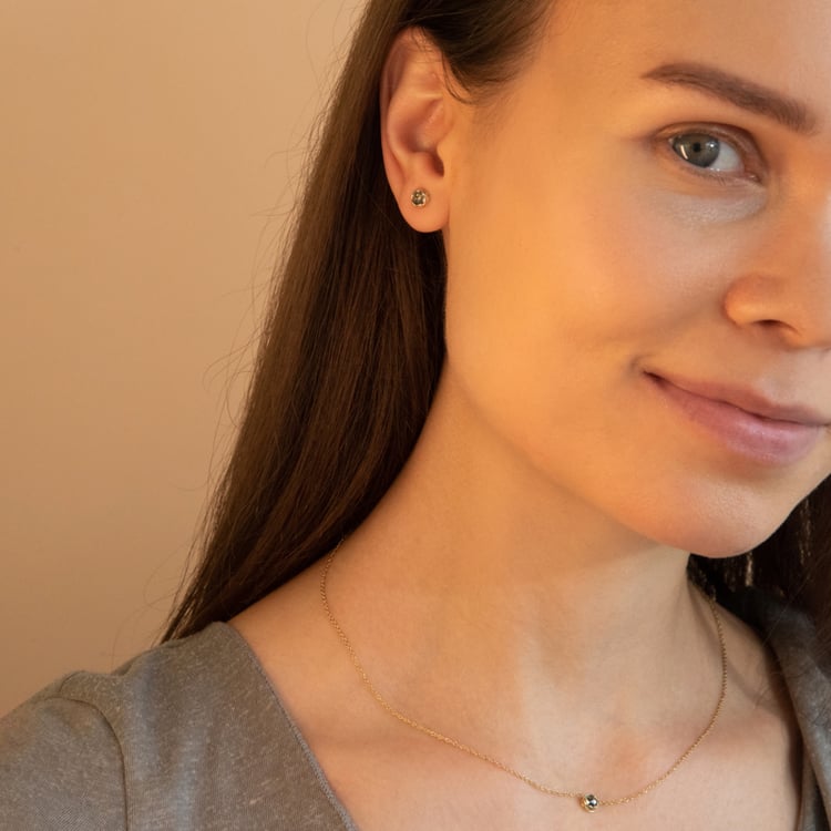 Minimalistické náušnice so salt and pepper diamantmi Reeve 103541