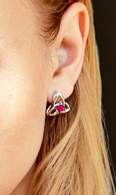 Strieborné náušnice s vášnivými rubínmi Atelius 2703