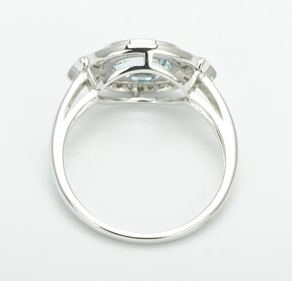 Prsteň s akavamrínom a diamantmi 6175