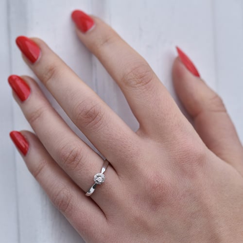 Zlatý zásnubný prsteň plný diamantov Laurel
