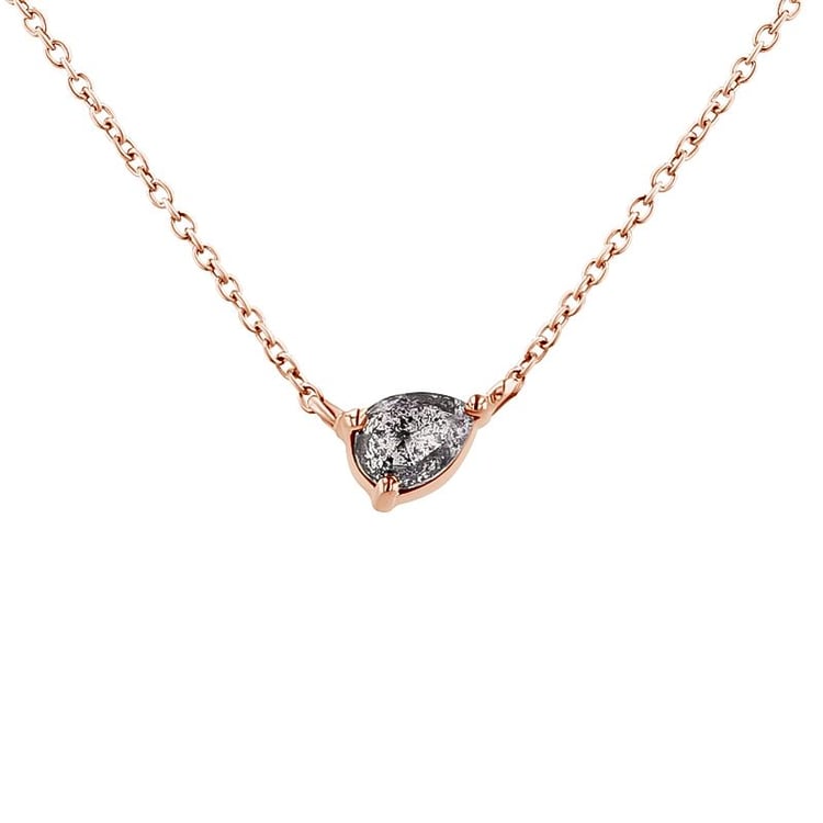 Náhrdelník s pear salt and pepper diamantom Jazmyn