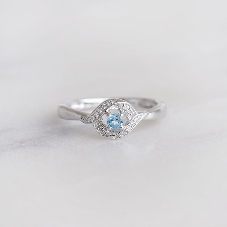 Zásnubný prsteň s topazom 93374