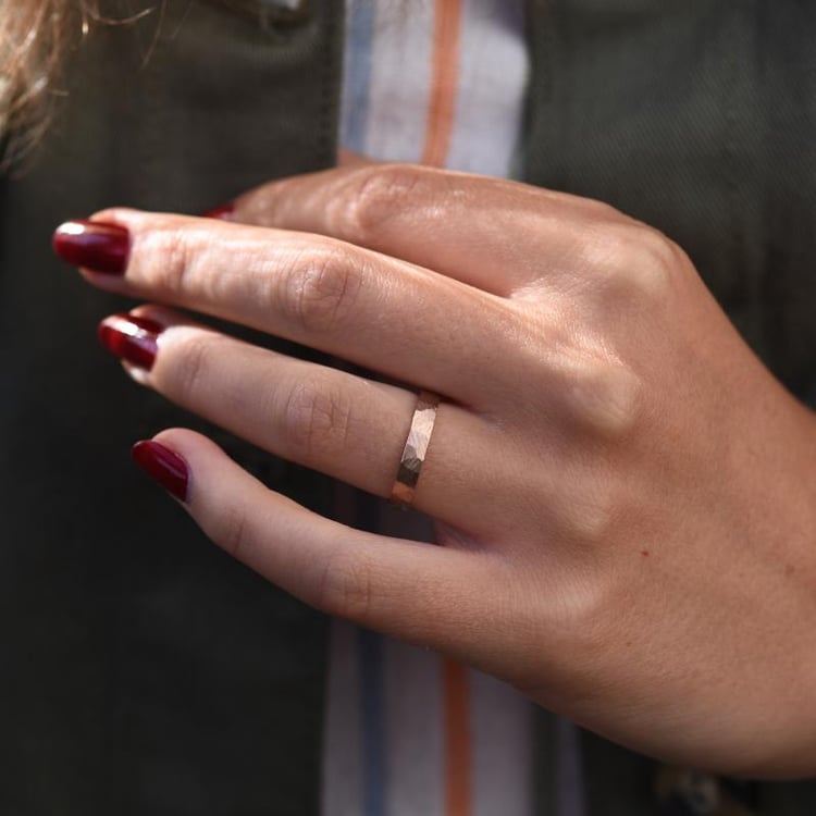 Dámsky svadobný prsteň 48278