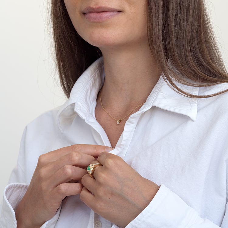 Zlatý prsteň s oválnym smaragdom a diamantmi Ross 126345