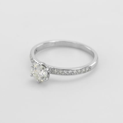 Zásnubný prsteň s 0.60ct IGI certifikovaným lab-grown diamantmi Fuena