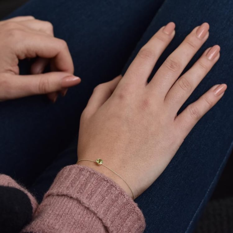 Zlatý náramok s olivínom 47431