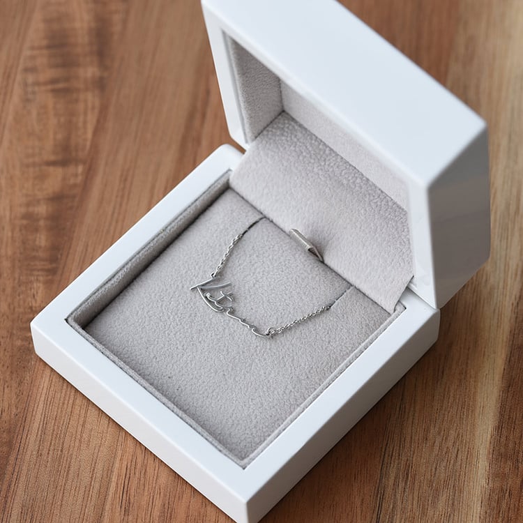 Zlatý náhrdelník s menom Emilia 70864