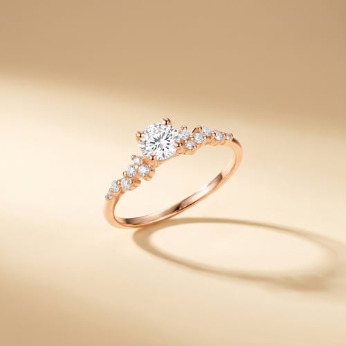 Zásnubný prsteň s výberom písmen a lab-grown diamantmi Carina