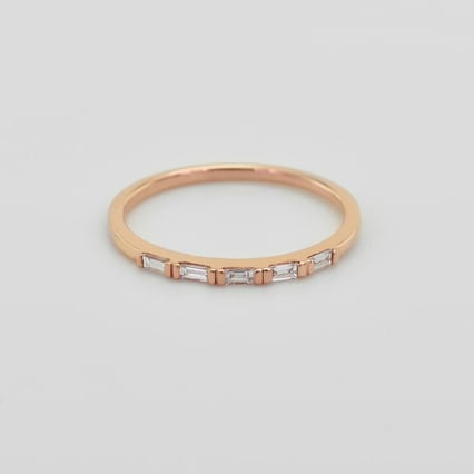 Zlatý eternity prsteň s baguette diamantmi Rantall