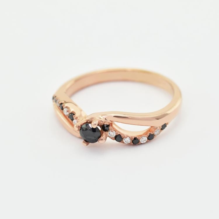 Zlatý diamantový prsteň 23482