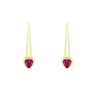 Visiace náušnice s rubínovými srdiečkami Levy