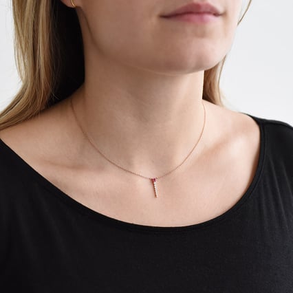 Atypický náhrdelník s rubínom a diamantmi Sylvia