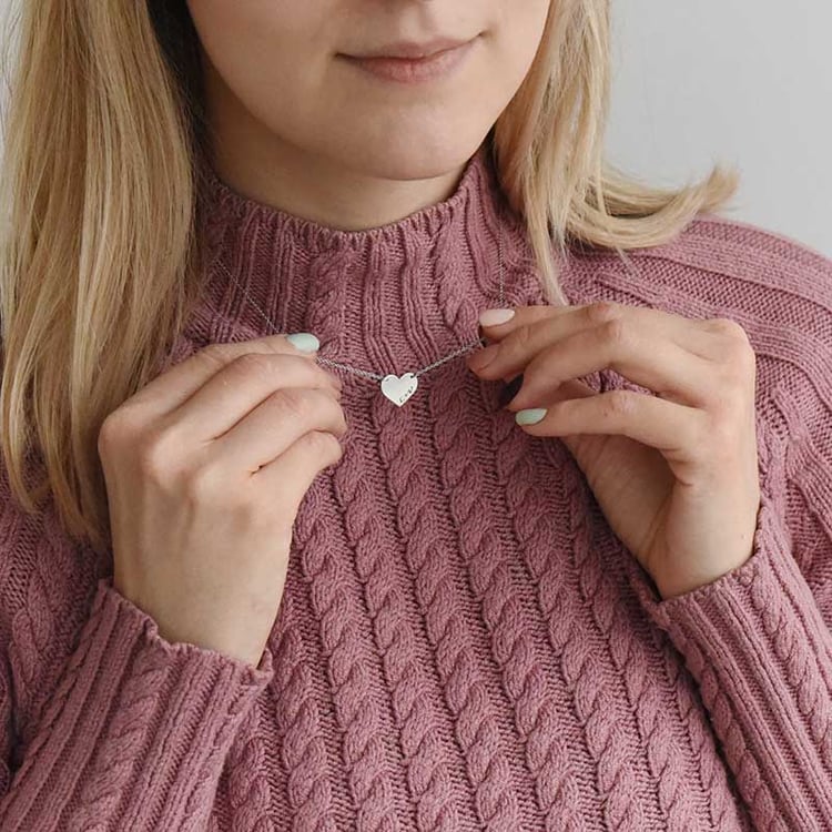 Prívesok s gravírom v tvare srdca 89236