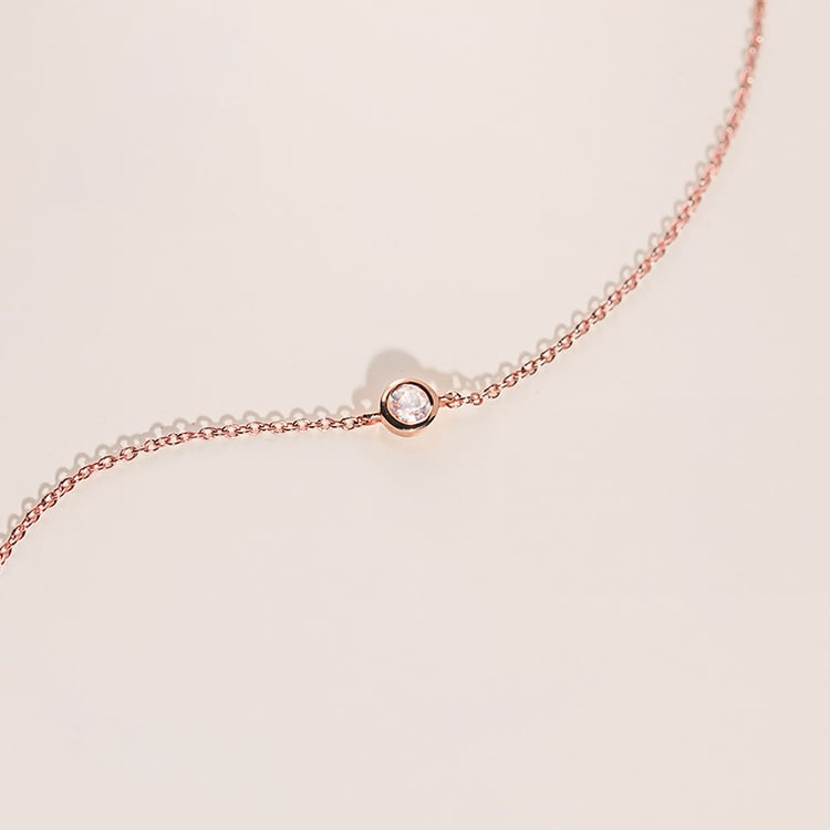 Zlatý minimalistický náramok s mesačným kameňom Lepio 152856