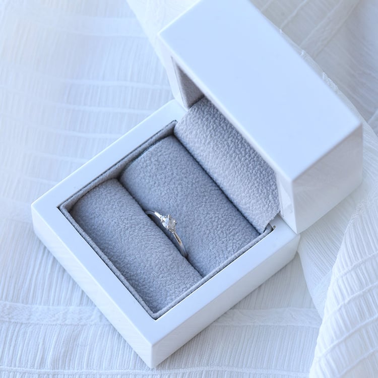 Prsteň so salt and pepper diamantom 68063