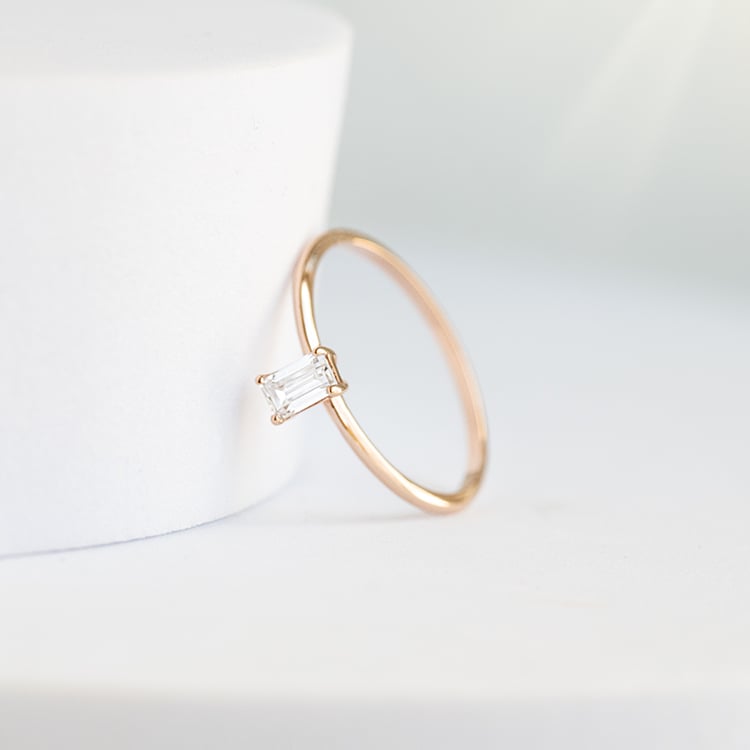 Zásnubný prsteň s emerald diamantom Olson 144233