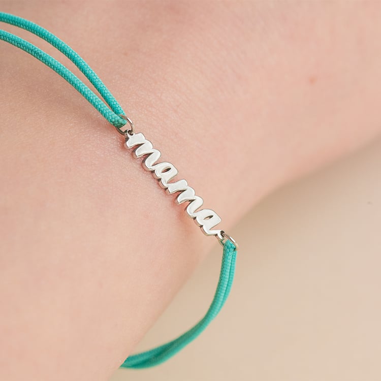 Strieborný povrázkový náramok s nápisem Mama 120287