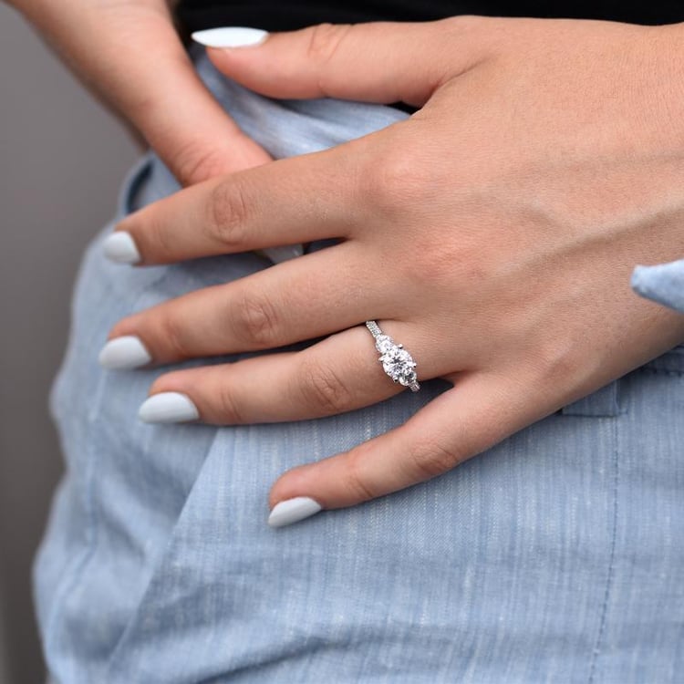 Zlatý prsteň s diamantmi 39771