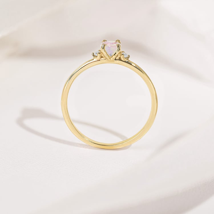 Zlatý zásnubný prsteň s mesačným kameňom s diamantmi Hye 156272