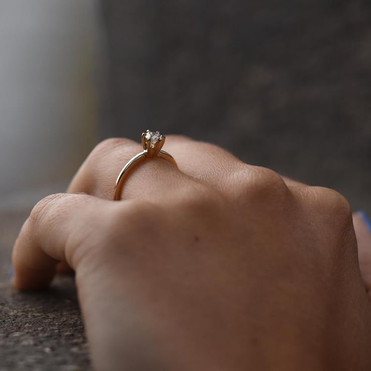 Prsteň s diamantom 49576