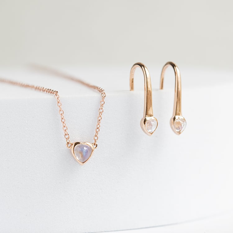 Kolekcia šperkov s mesačným kameňom Roshni 145820