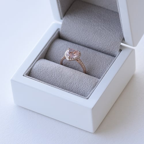 Zlatý prsteň so srdcovým morganitom a diamantmi Maimi