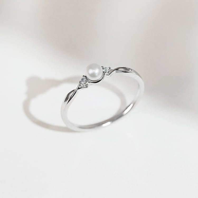 Prsteň s diamantmi zo žltého zlata 157744