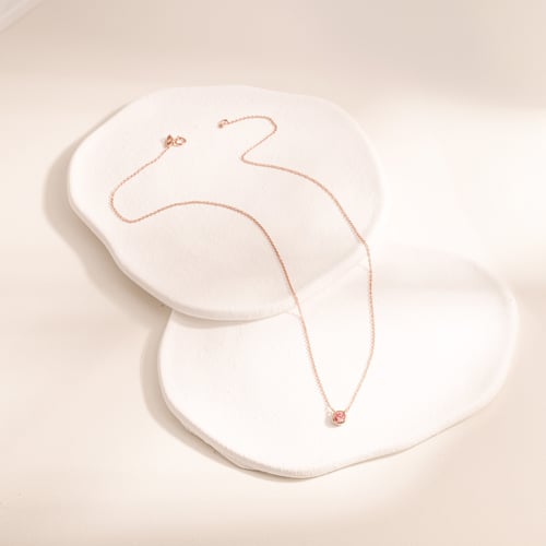Bezel náhrdelník s IGI certifikovaným lab-grown ružovým diamantom Hadley