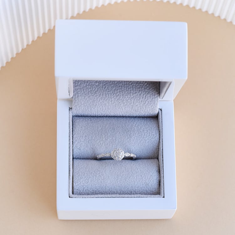 Elegantné halo prsteň 95809