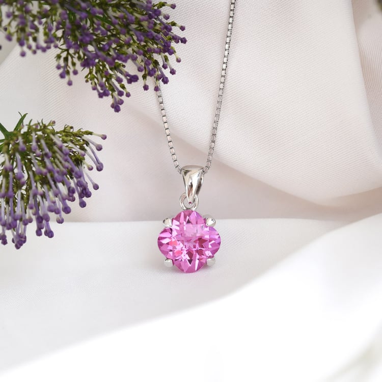 Prívesok zo striebra s ružovým zafírom 82344