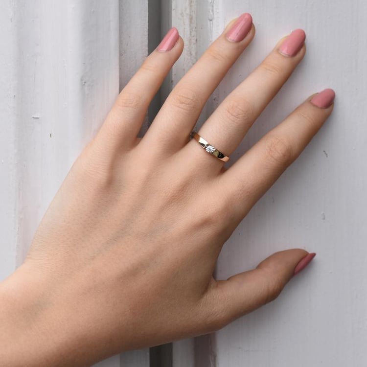 Elegantný zlatý prsteň 45030