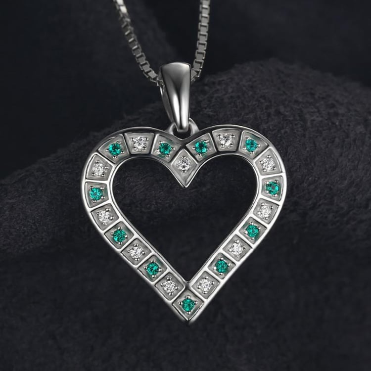 Smaragdový náhrdelník 20624